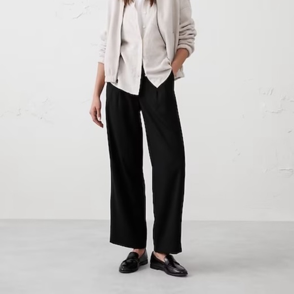 Banana Republic black high-rise pants, wide leg pleated, size 14 - new with tags - Picture 1 of 6
